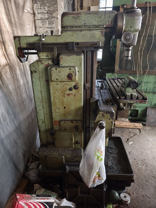 универсална конвенционална фреза FN25