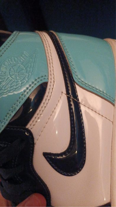 Air Jordan 1 High OG "UNC Patent Leather"