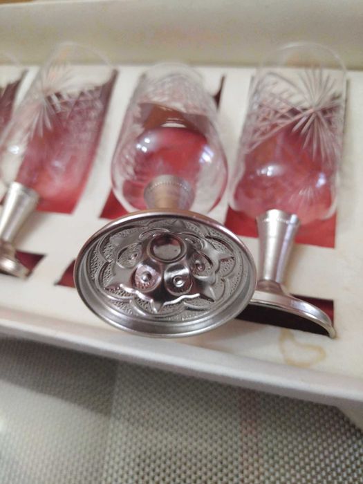 Кристални чаши от СССР.

6 броя.