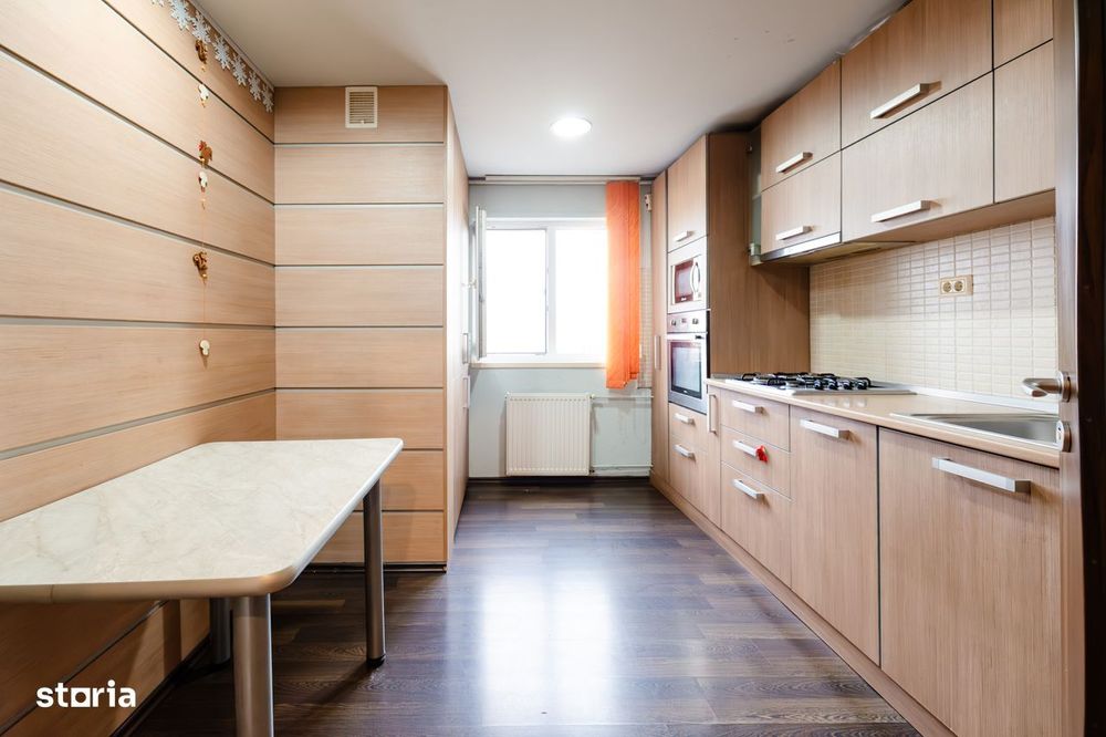 Apartament 3 camere, termotecă - Aradul Nou