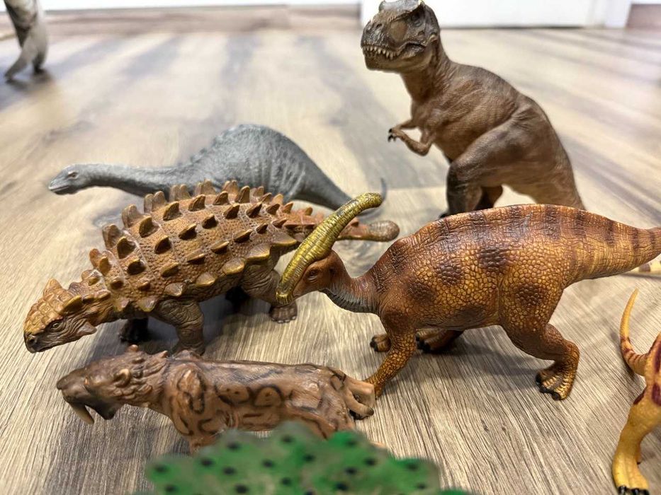 Игрушки schleich, 17 штук в хорошем состоянии.