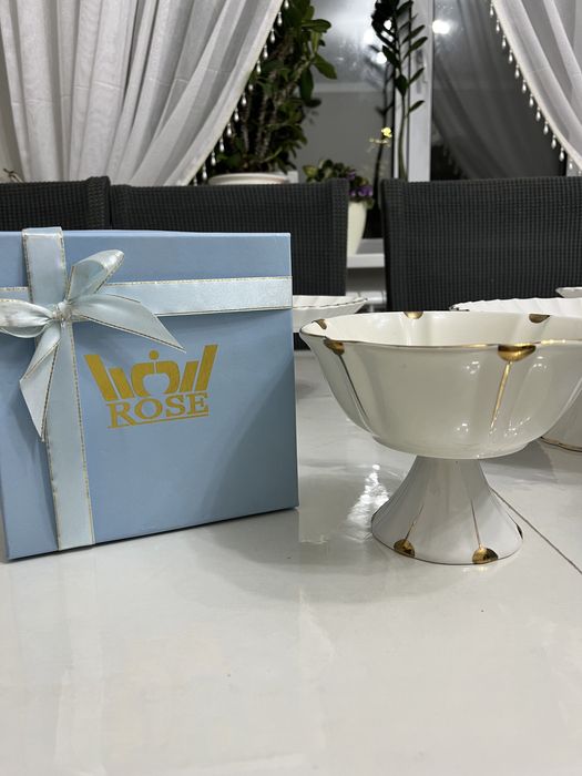 Продам конфетницу