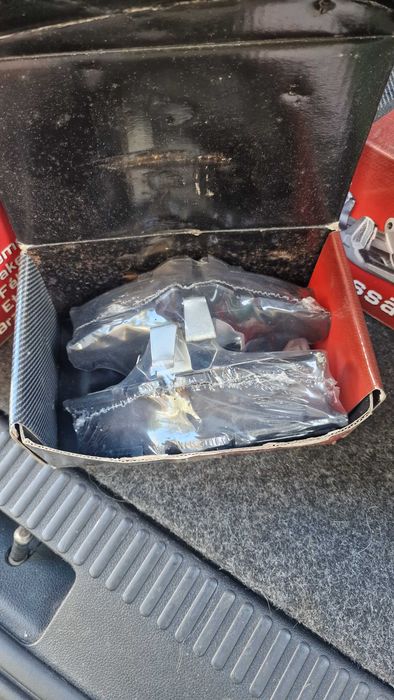 Piese noi VW LT II / Mercedes Sprinter – etriere, plăcuțe, întinzătoare Gates