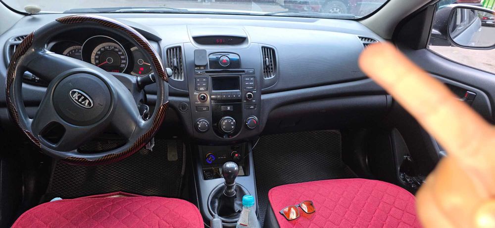 Аренда KIA cerato