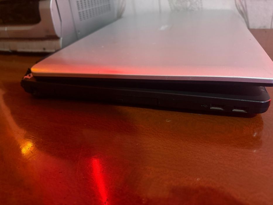 Ноутбук FUJITSU Siemens