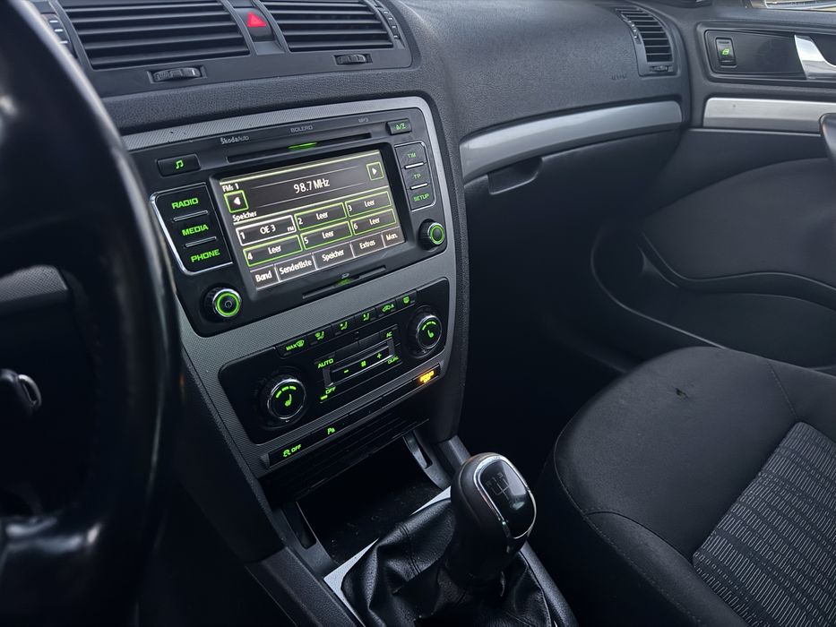 Skoda Octavia 1.6 Diesel *2013* Navi / Xenon / Euro 5 / Pret 3.000 fix