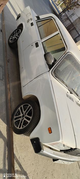 Автомомил сотилади