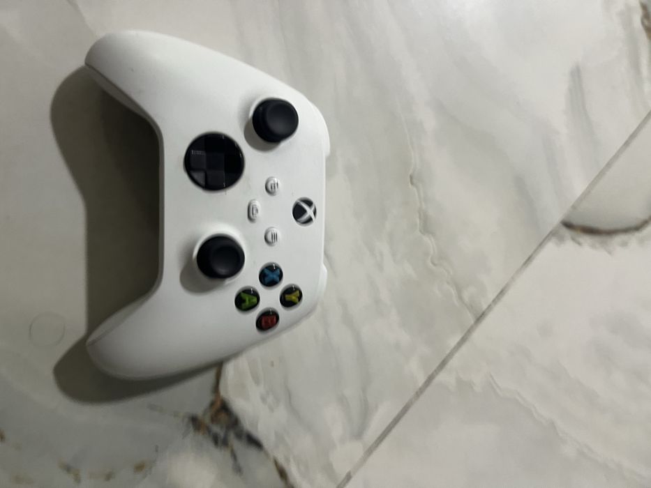 Vand sau schimb xbox one 1t