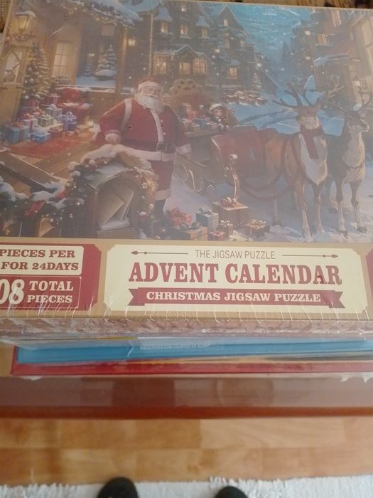 Продавам пъзели Чисто нови  .6 бр.по 1000 части и 1 бр .от 500 части.