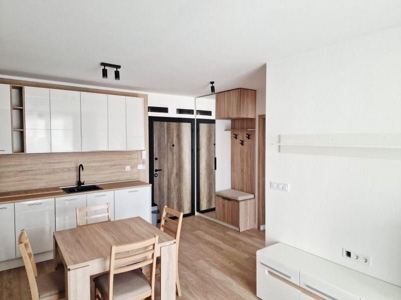 Дава се под наем Двустаен апартамент в София, Малинова долина - 65 кв.м за 727.77 € - Снимка #1