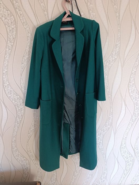 Продам осеннее пальто