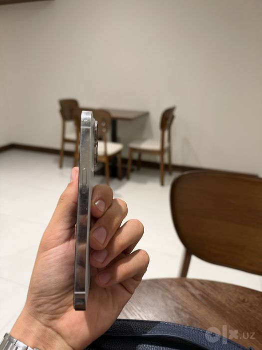 Iphone 14 pro idiyal holda karokasi yoq usta kormgan