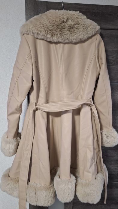 Дамско кожено палто