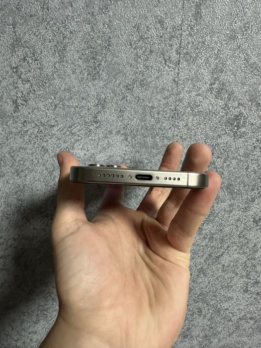 iPhone 15 Pro Max 256GB 86% в идеальном состоянии