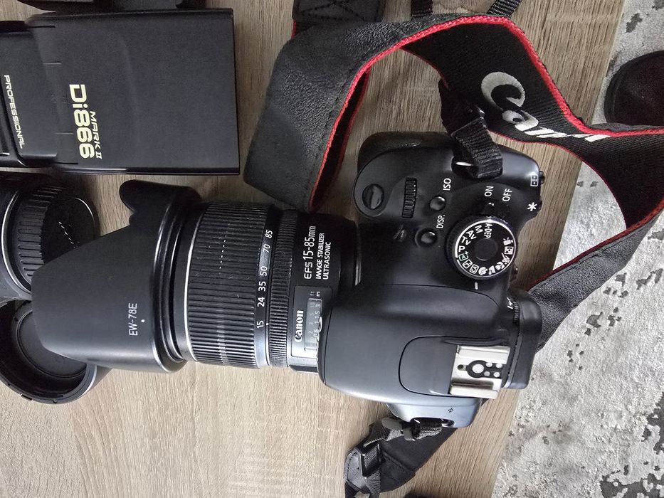 Aparate foto CANON EOS 600D SI NIKON D3100