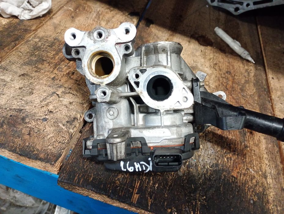 Valva egr supapa egr peugeot 508 peugeot 308 peugeot 3008 peugeot 5008 1.6hdi ehdi bluehdi cod 9807369980 citroen c4 perfect functional