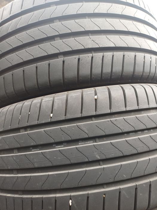 Гуми 235/45/17 Бриджстоун