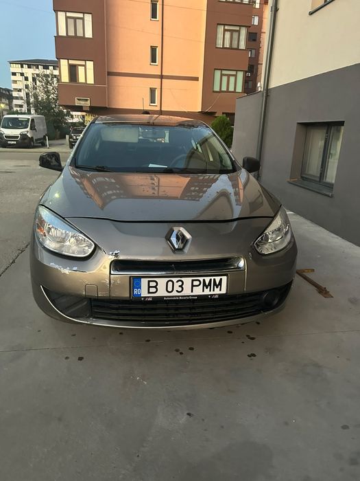 RENAULT Fluence 2011 — imagine 2