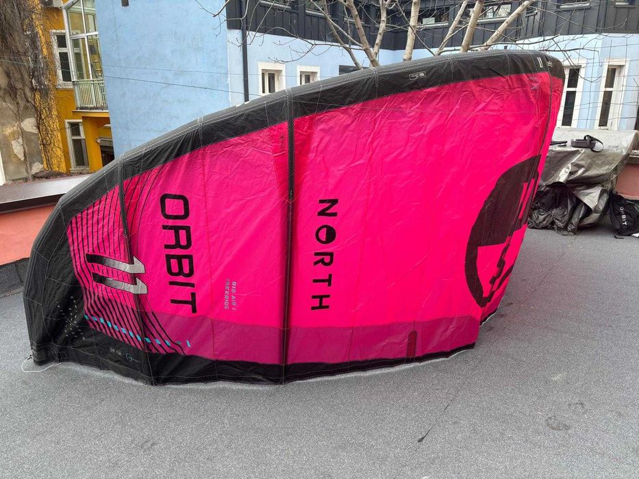 North Orbit 11m 2025 — кайт, Big Air, като нов, само 3-5 сесии