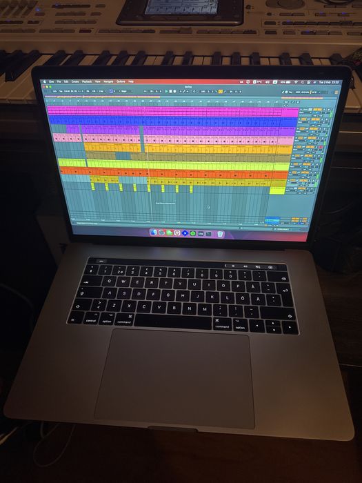 MacBook Pro 15” (2017) A1707