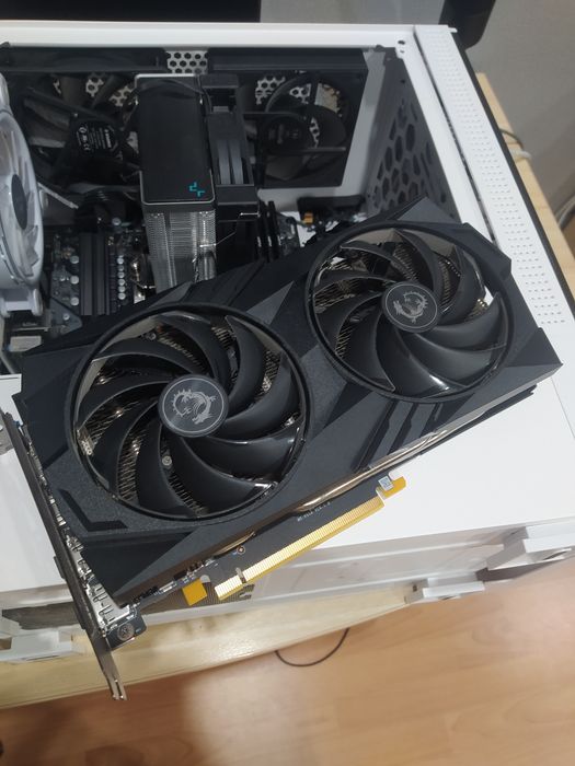 RTX 4060 MSI Geming X 8GB