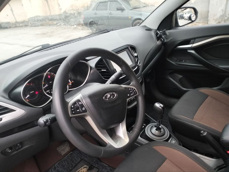 Продам Лада Vesta 1.8