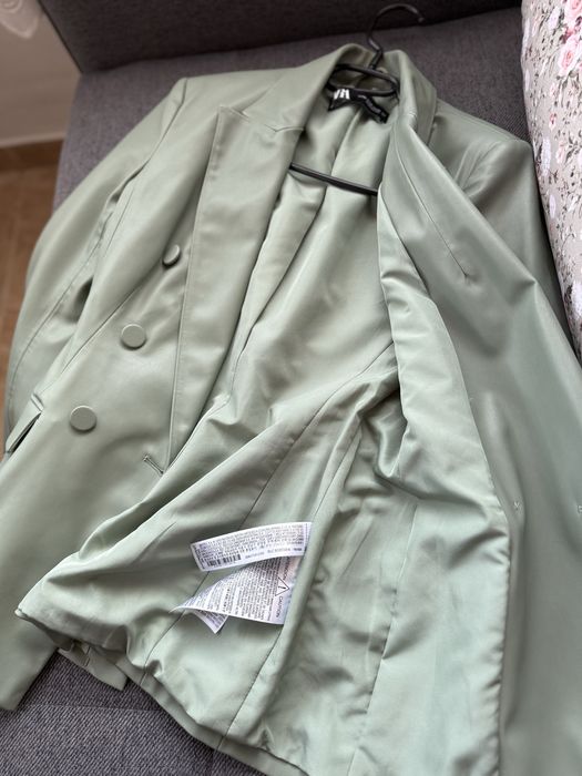 Sacou / Blazer cambrat Zara xs