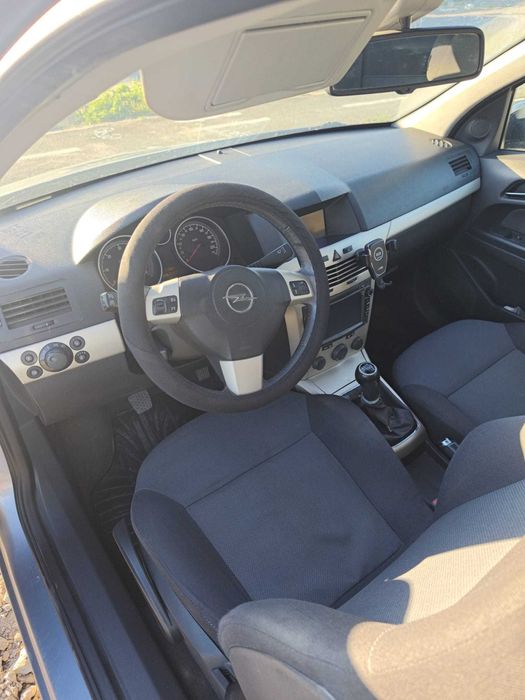 Opel Astra H 2008 1.7tdi