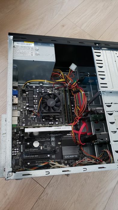 PC Nvidia Quadro 2000