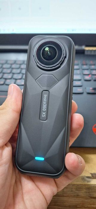 Экшн-камера Insta360 X5 Standard Bundle