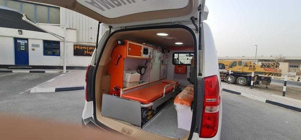 Авто скорой помощи Тойота  и Хюндай Стариа со склада в Ташкенте