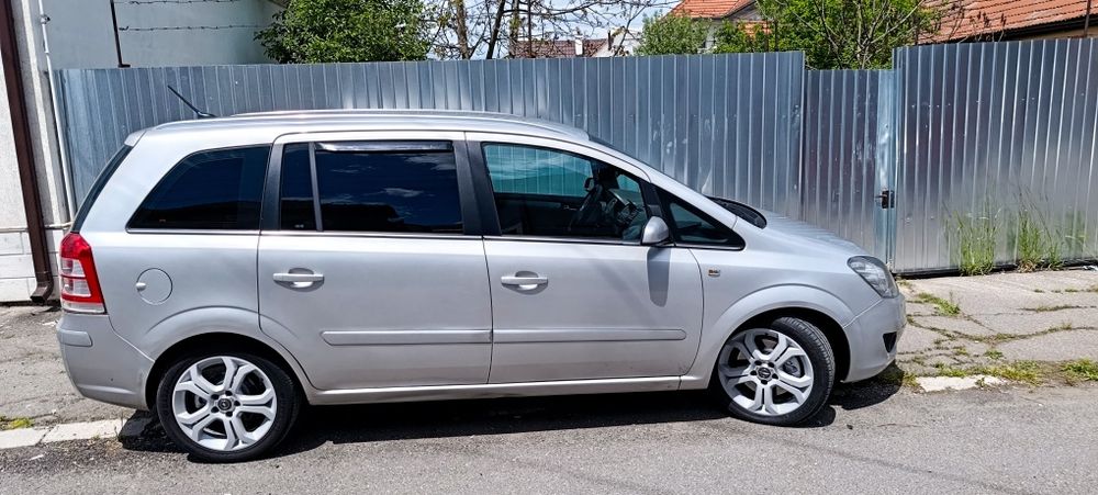 Opel Zafira B Cosmo 1.9 cdti 150cp ,7 locuri