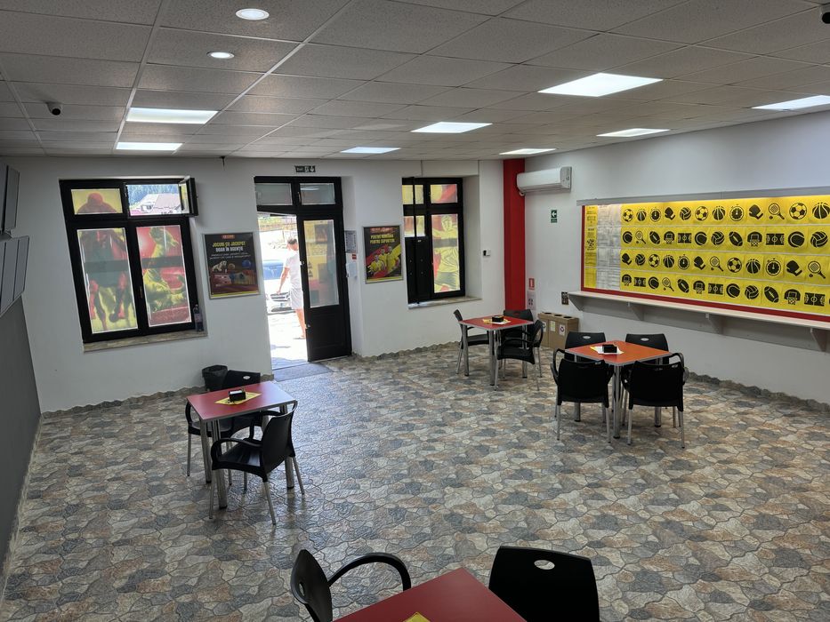 Inchiriez sau vand spatiu comercial oras Brosteni,jud Suceava
