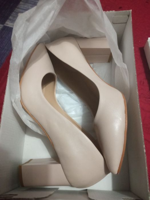 Бална рокля в цвят бебешко розово