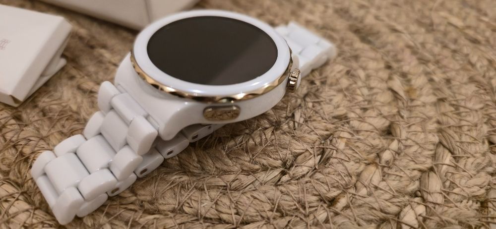Huawei watch gt 3 pro ceramic