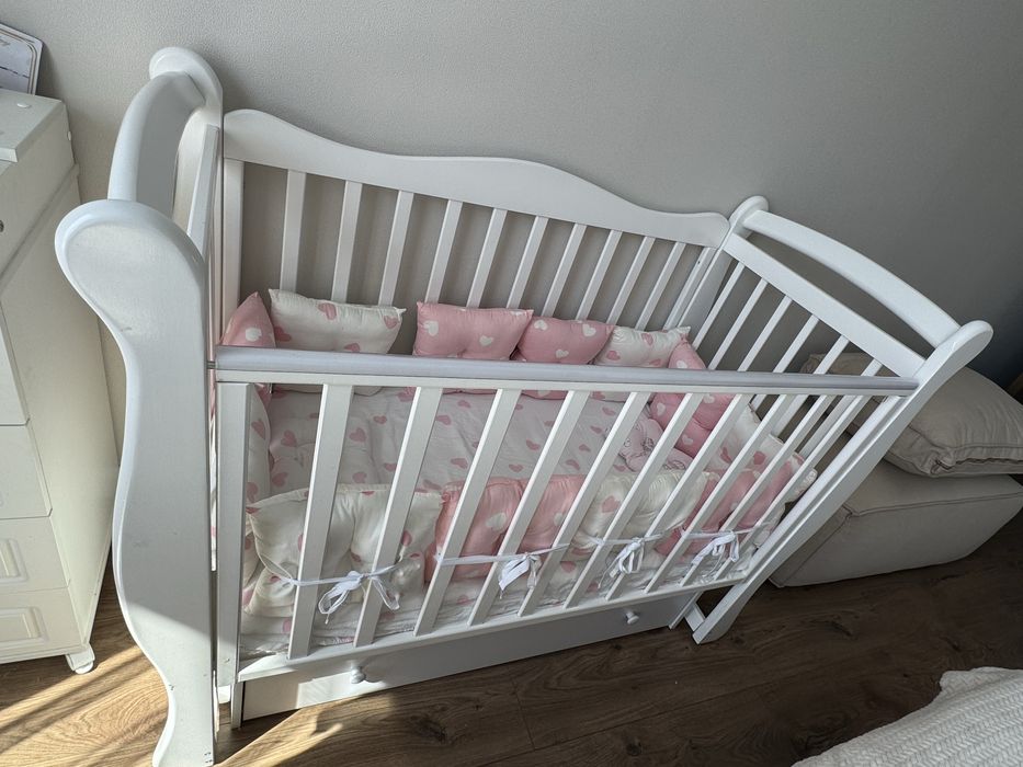 Детская кроватка-манежка