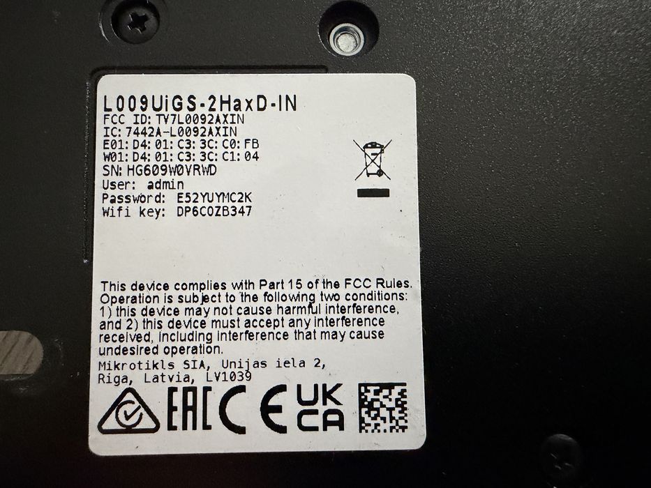 Router microtik L009uigs