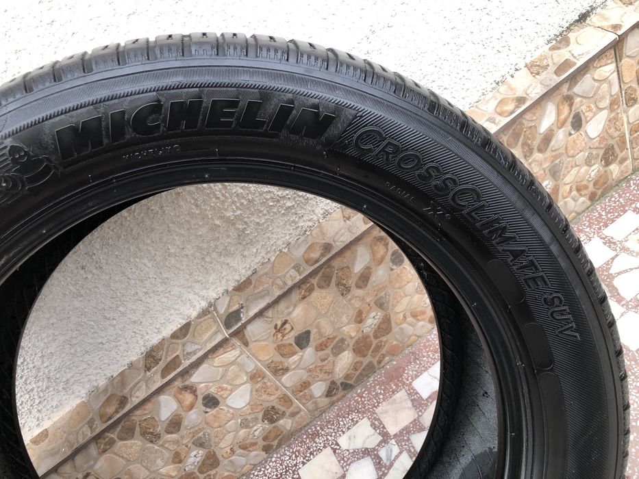Anvelope/ Cauciucuri 235/50/18 Vara Dunlop Bmw Mercedes , Audi