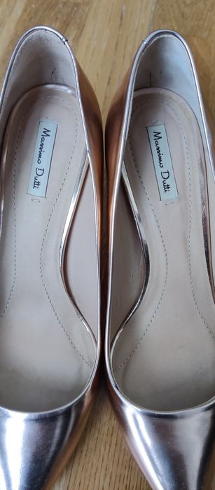 Pantofi aurii din piele naturală