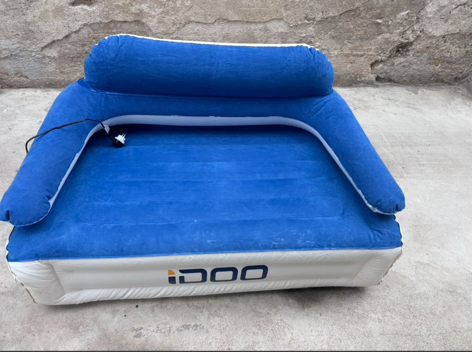 Надуваем къмпинг диван с вградена помпа на 220в