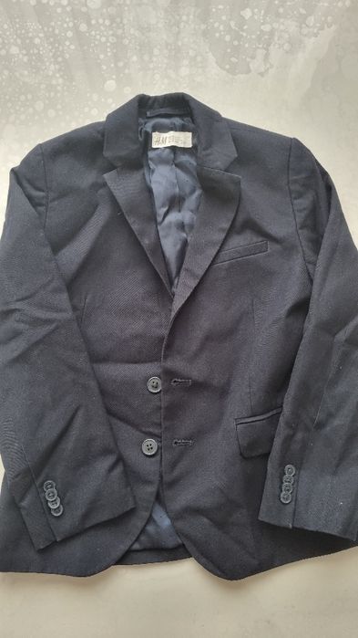 Продаю пиджак для мальчика