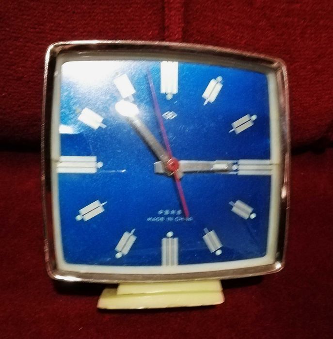 Часовници-будилници