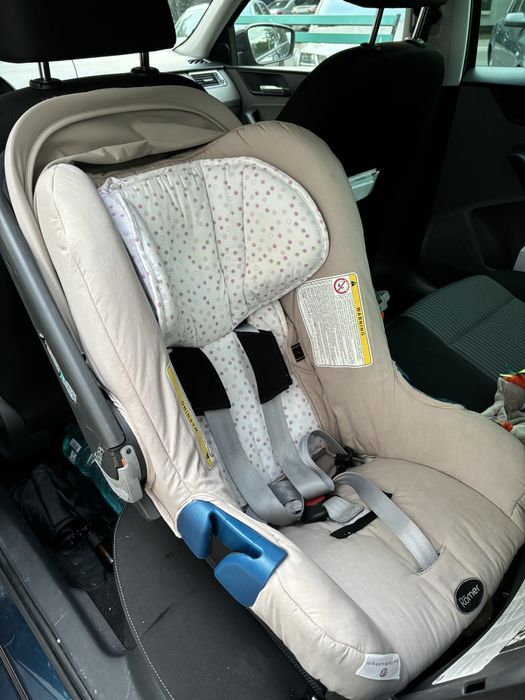 Scoica Britax Römer cu baza cu isofix