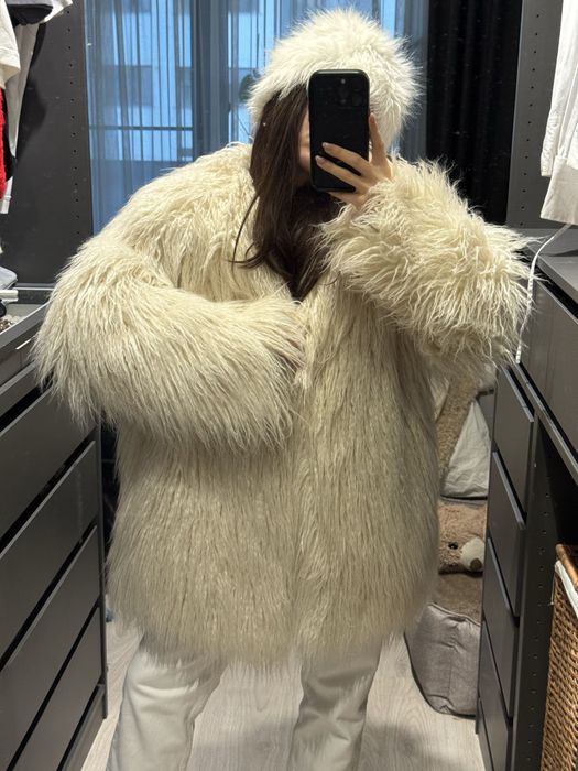 Haina de blana tip mongoleza