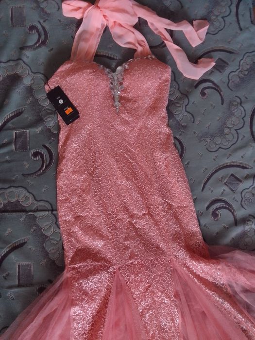 Продам вечернее платье