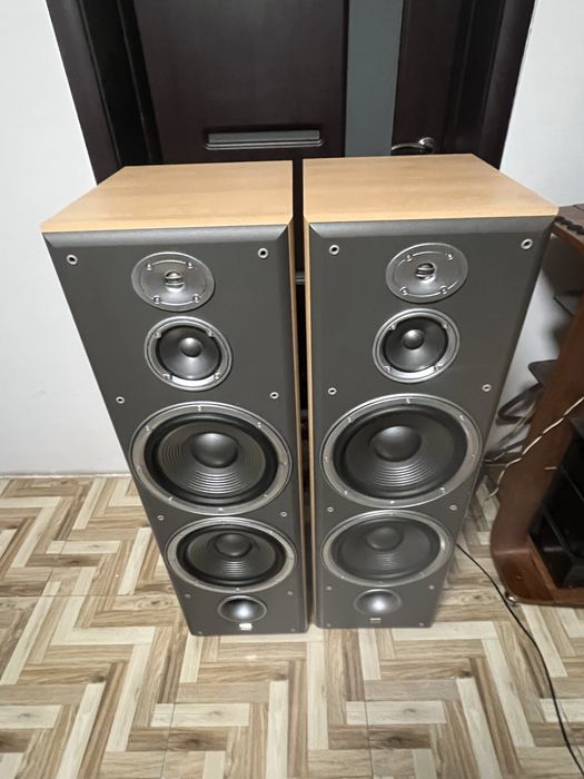 Boxe Jbl E100  250W 8 Ohmi