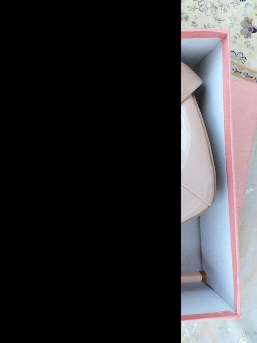 Женская обувь. Туфли