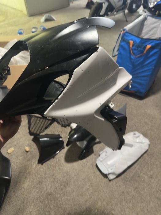 Suzuki gsx-r1000 k7-8 Спойлери