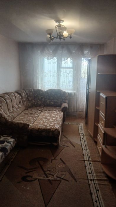 Сдам 3-х комнатную квартиру в центре