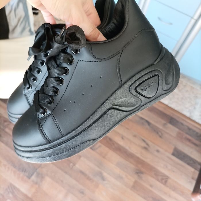 маратонки с платформа/сникърси